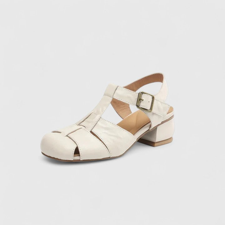 Kathy | Sandalias Cerradas con Tacón Bajo y Hebilla
