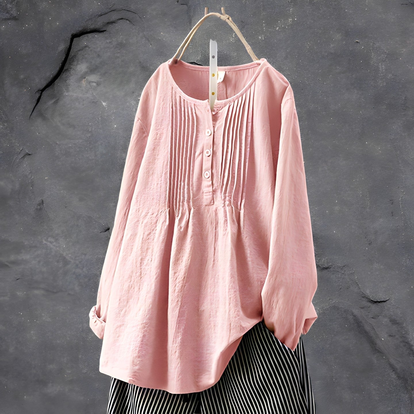 Sabeena | Blusa De Manga Larga Con Pliegues Y Tapeta De Botones en La Parte Delantera