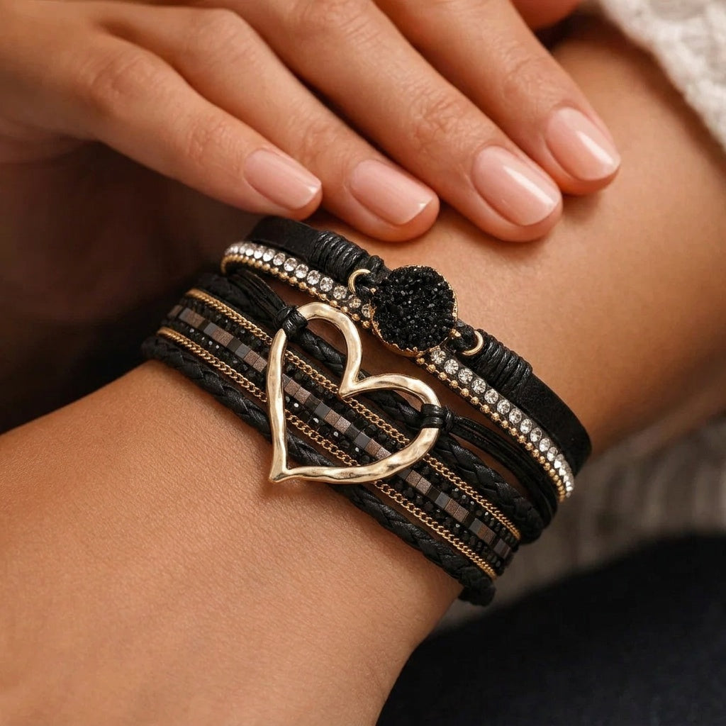 Reyn | Pulsera De Cuero en Capas Con Colgante De Corazón