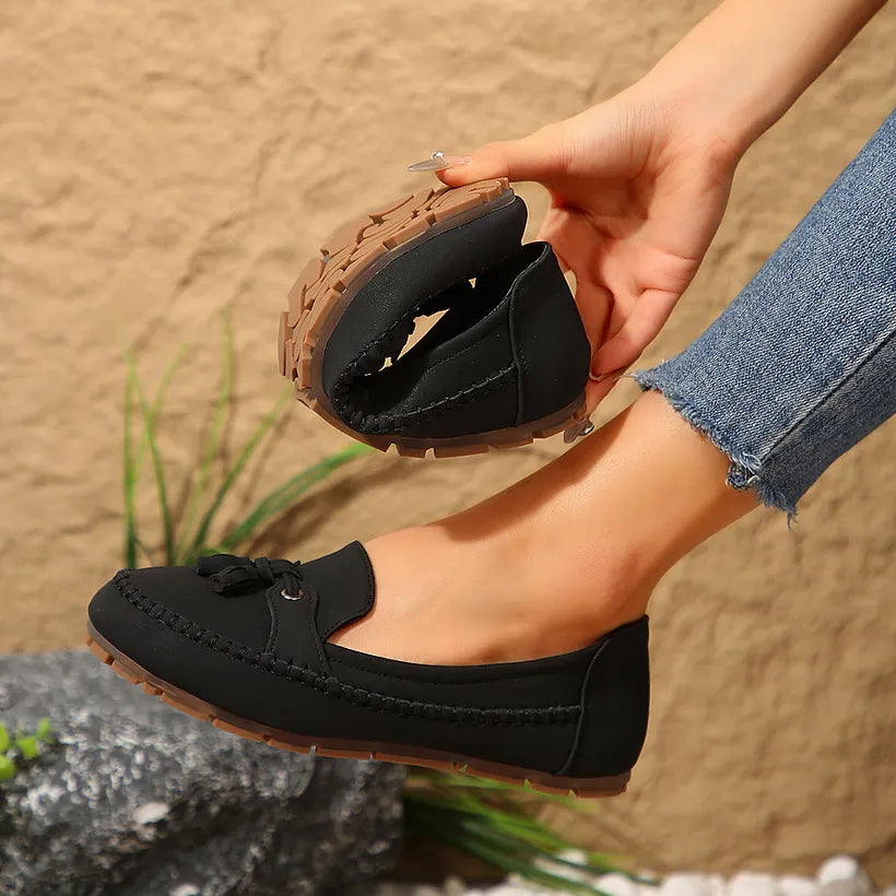 Patamon | Mocasines Con Borla Y Puntera Cosida