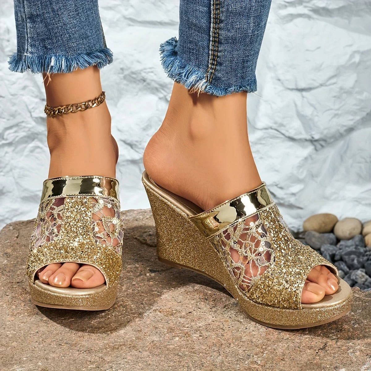 Alexis | Sandalias De Cuña Con Encaje Brillante