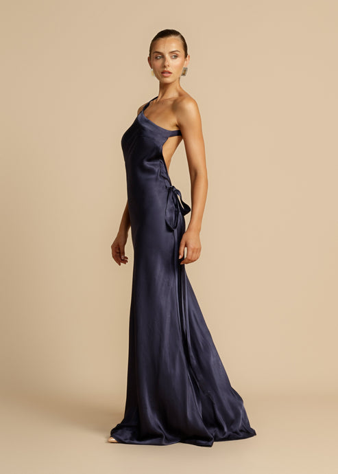 Sybille | Vestido Largo De UN Solo Hombro Con Espalda Abierta