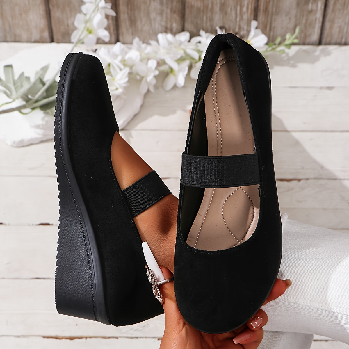 Amelia | Zapatos de cuña con diseño de tira