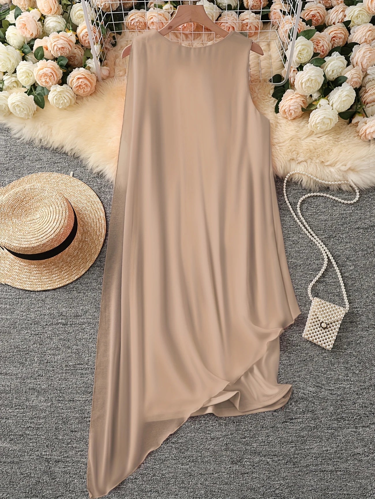 Maren | Vestido Midi Sin Mangas Con Capa