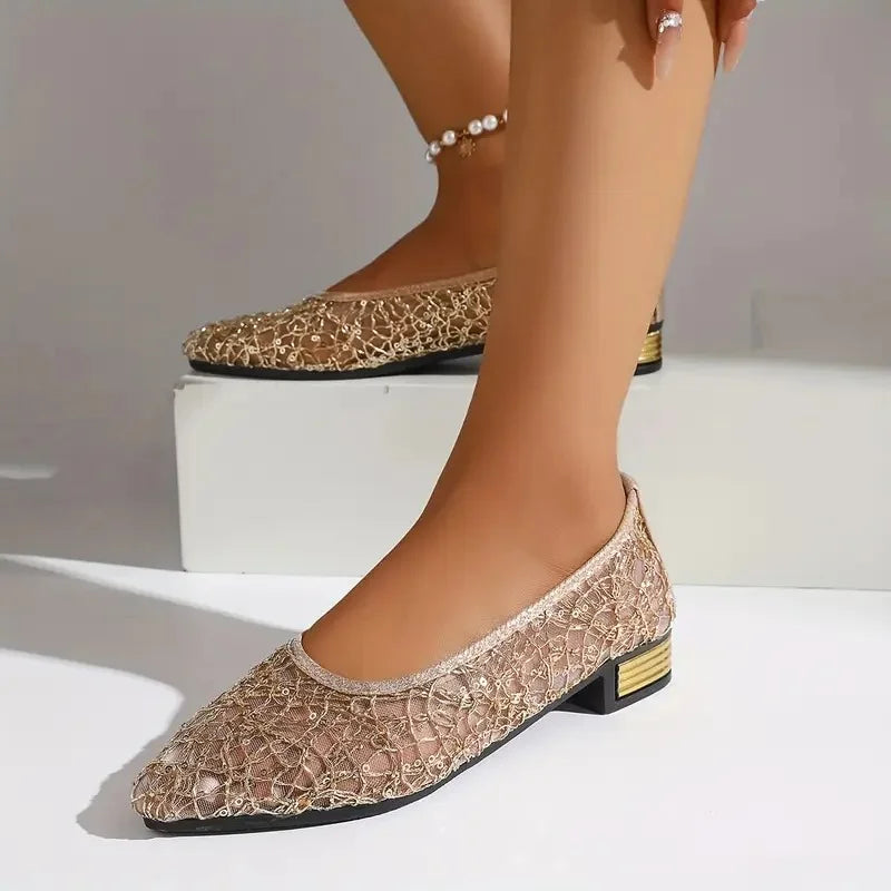 Tenley | Zapatos De Tacón Bajo Con Punta Afilada Y Encaje Para Mujer