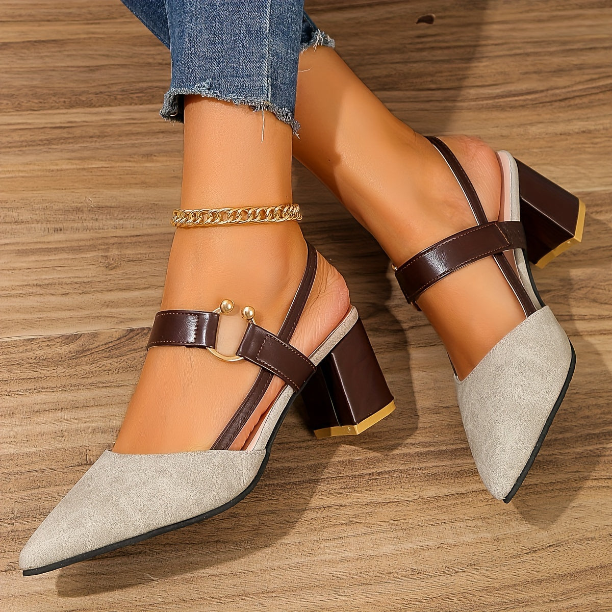 Sheri | Sandalias de Talón Grueso con Puntera Puntiaguda y Tiras Traseras