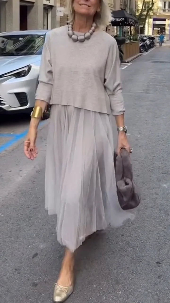 Efrata | Vestido midi Plisado con Capas y Manga Larga