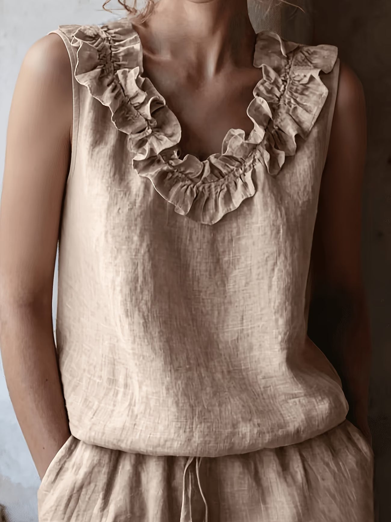 Safiya | Blusa Sin Mangas Con Cuello De Volantes Y Textura