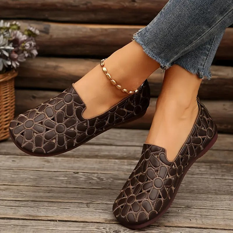Veronica | Zapatos Planos Calados con Diseño Floral