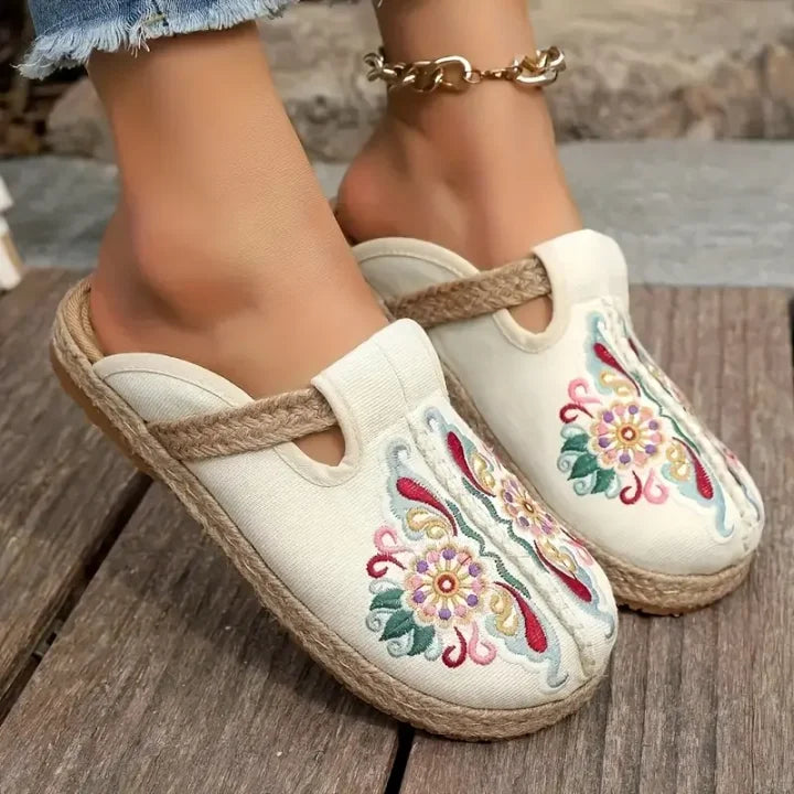 Katy | Zapatillas tipo Mules de Algodón Con Estampado Floral Hechas a Mano