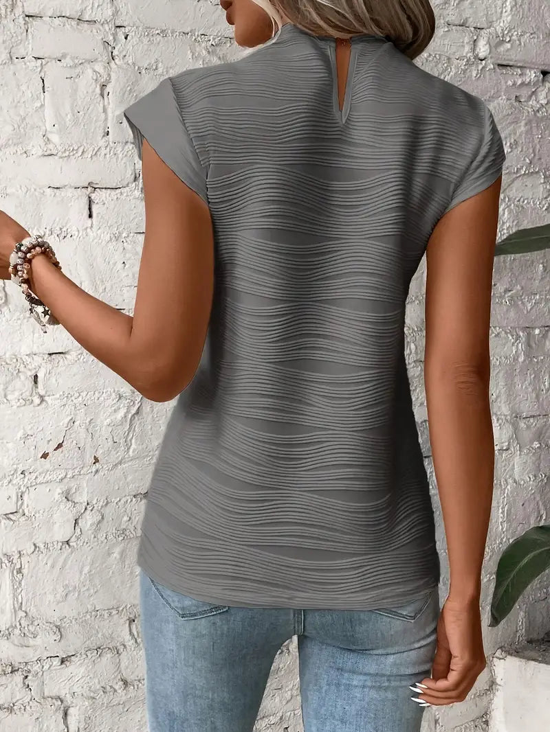 Carolyn - Top de Cuello Alto y Mangas Casquillo Con Textura