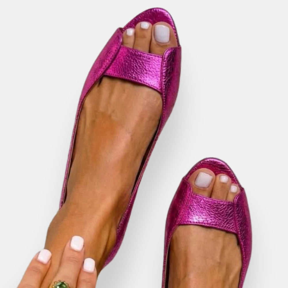 Fryda | Sandalias Planas Con Parte Superior de Textura Metalizada