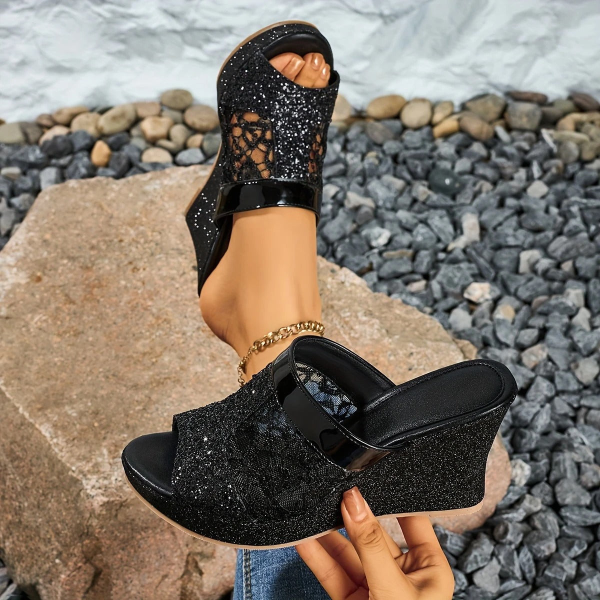 Alexis | Sandalias De Cuña Con Encaje Brillante
