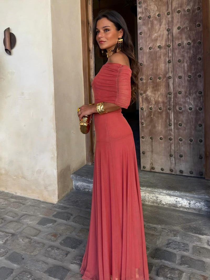 Dainia | Vestido largo con Hombros Descubiertos y bajo de Malla