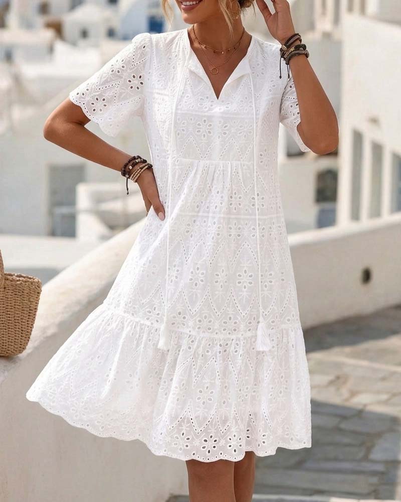 Aphinya | Vestido MIDI Con Cuello en V Y Bordado De Ojales