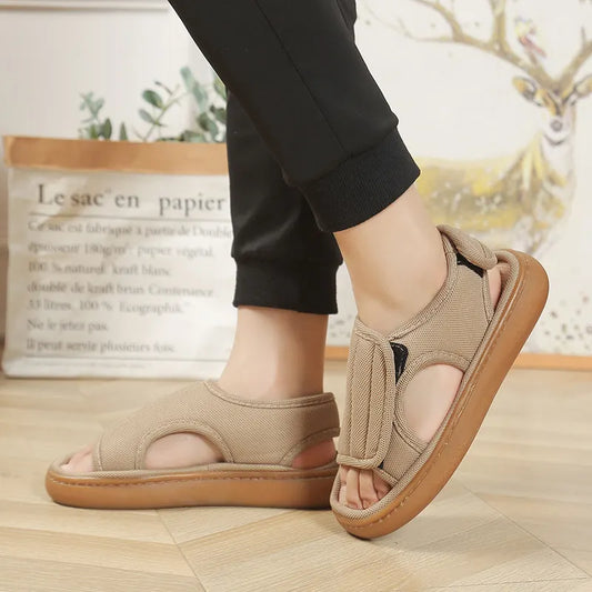 Karena | Sandalias Ajustables Con Velcro y Puntera Abierta