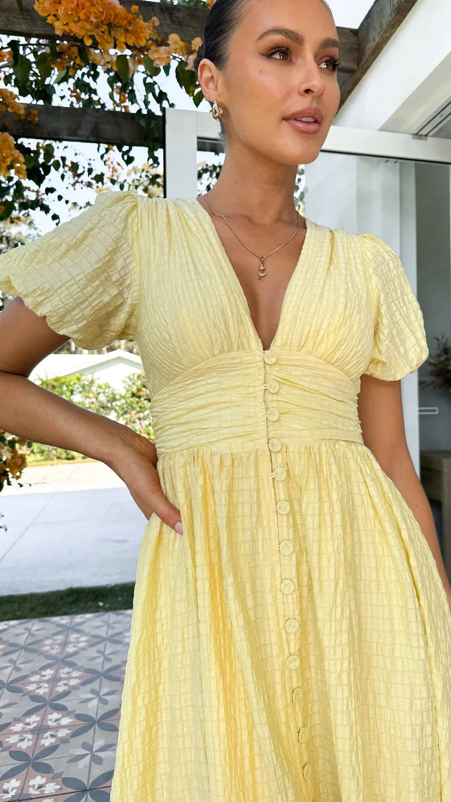 Sneja | Vestido Midi Con Mangas Abullonadas y Botones