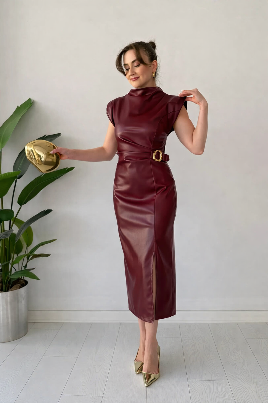 Claudine - Vestido Midi de Imitación de Piel Con Cinturón