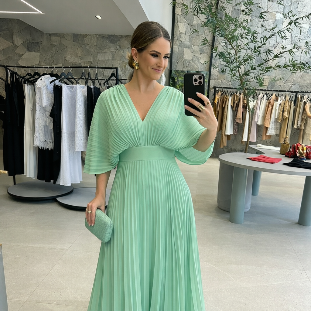 Valerija - Vestido Largo Plisado Con Cuello en V y Mangas Fluidas