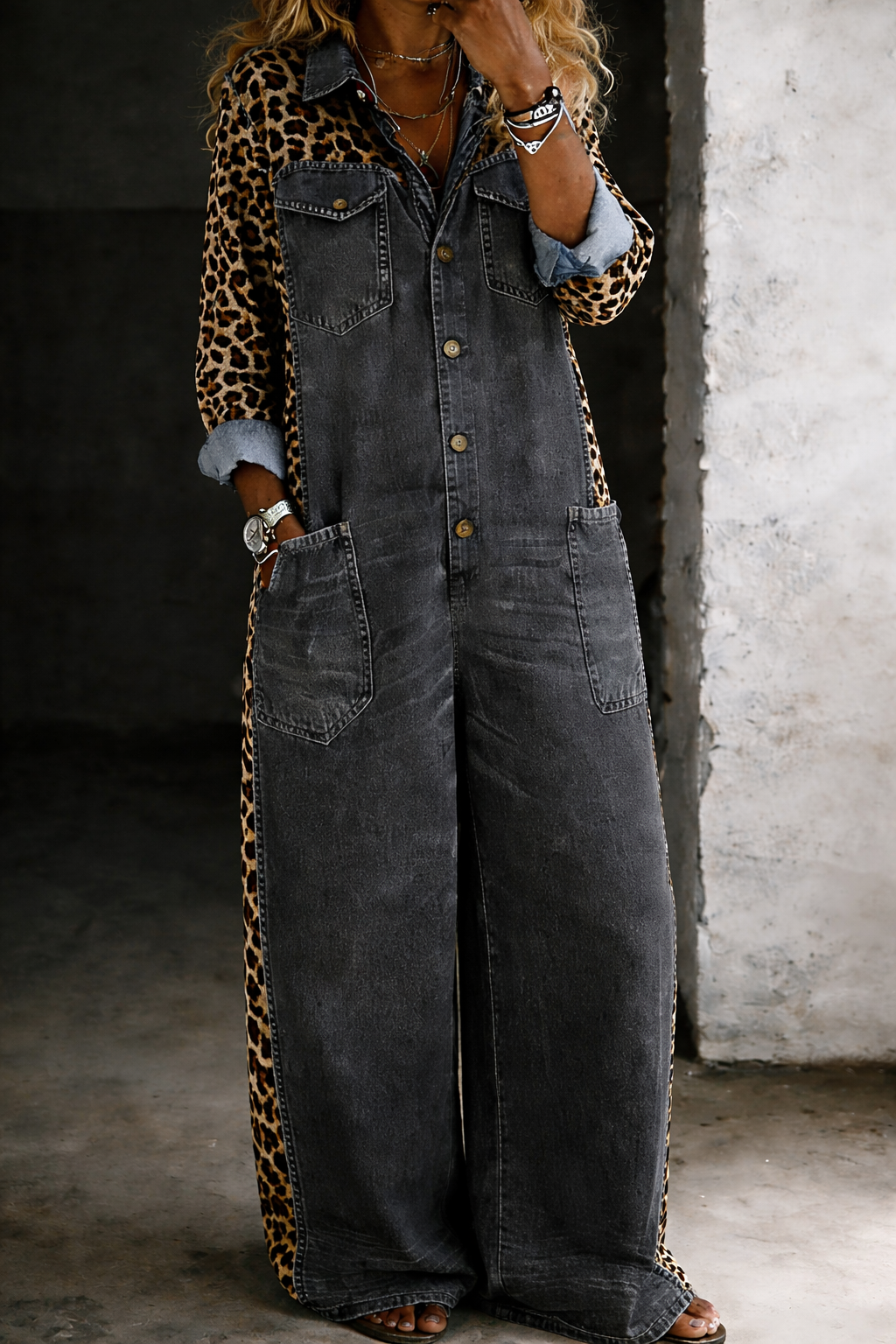 Sakshi | Mono Vaquero De Pierna Ancha Con Leopardo