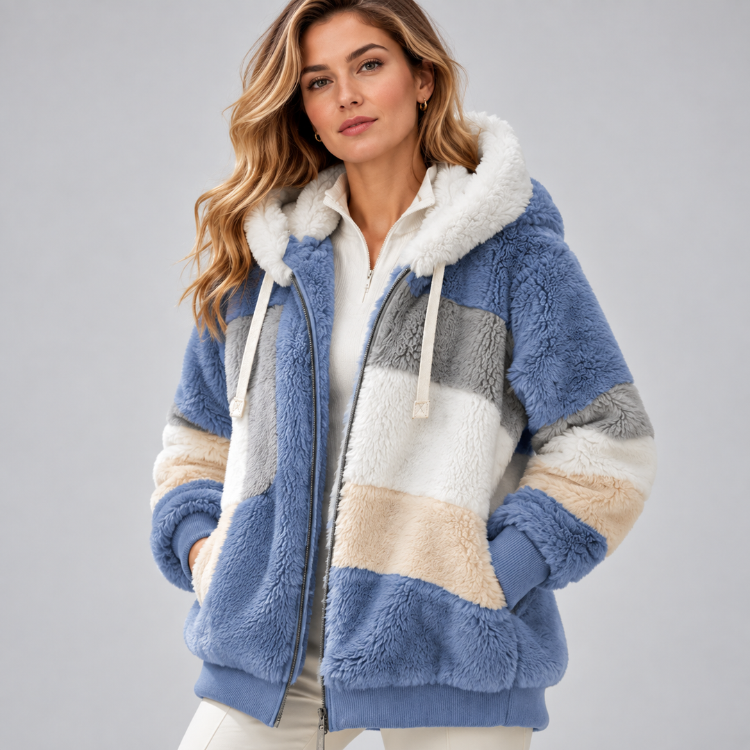 Mafalda | Chaqueta con Textura Suave y Capucha