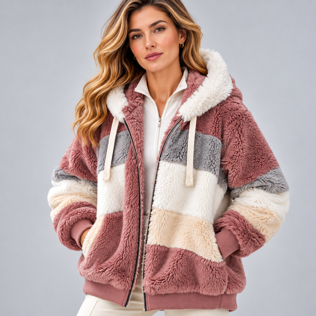 Mafalda | Chaqueta con Textura Suave y Capucha