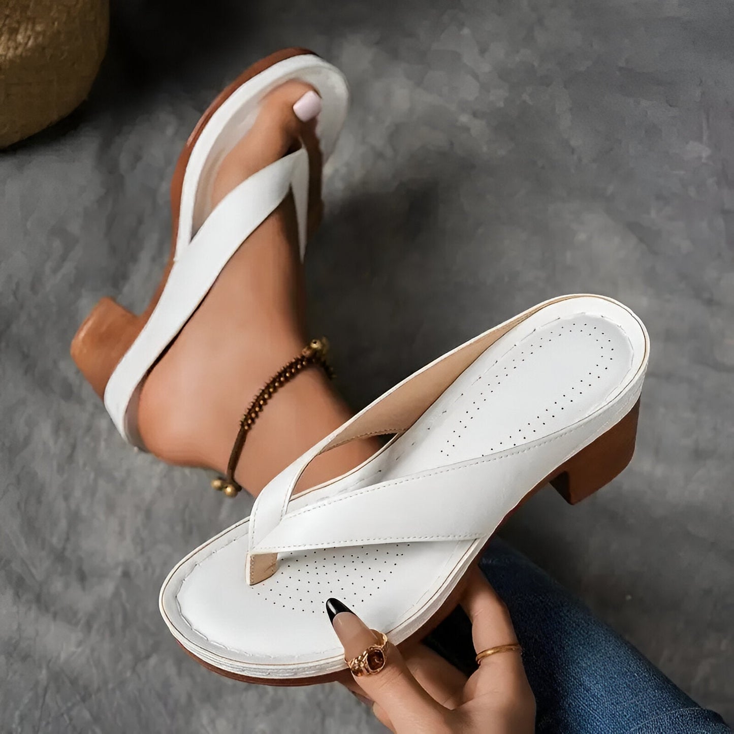 Gerta - Sandalias De Tiras Con Tacón De Bloque