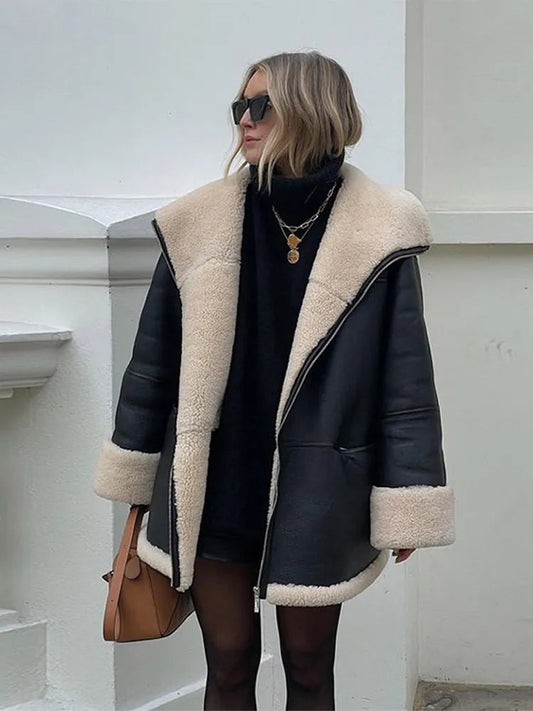 Anneliese | Abrigo con Cuello Oversized y Detalles