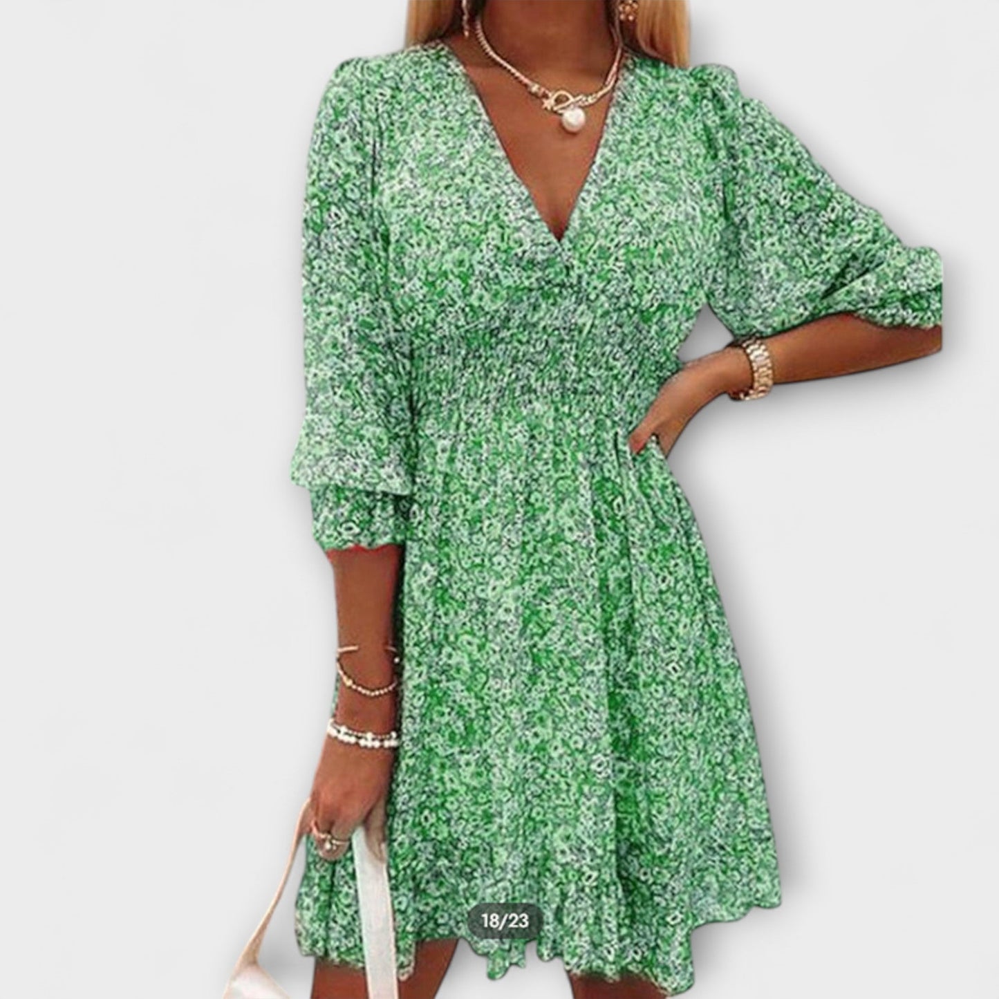 Shari | Vestido Floral Con Cuello en V y Mangas Abullonadas