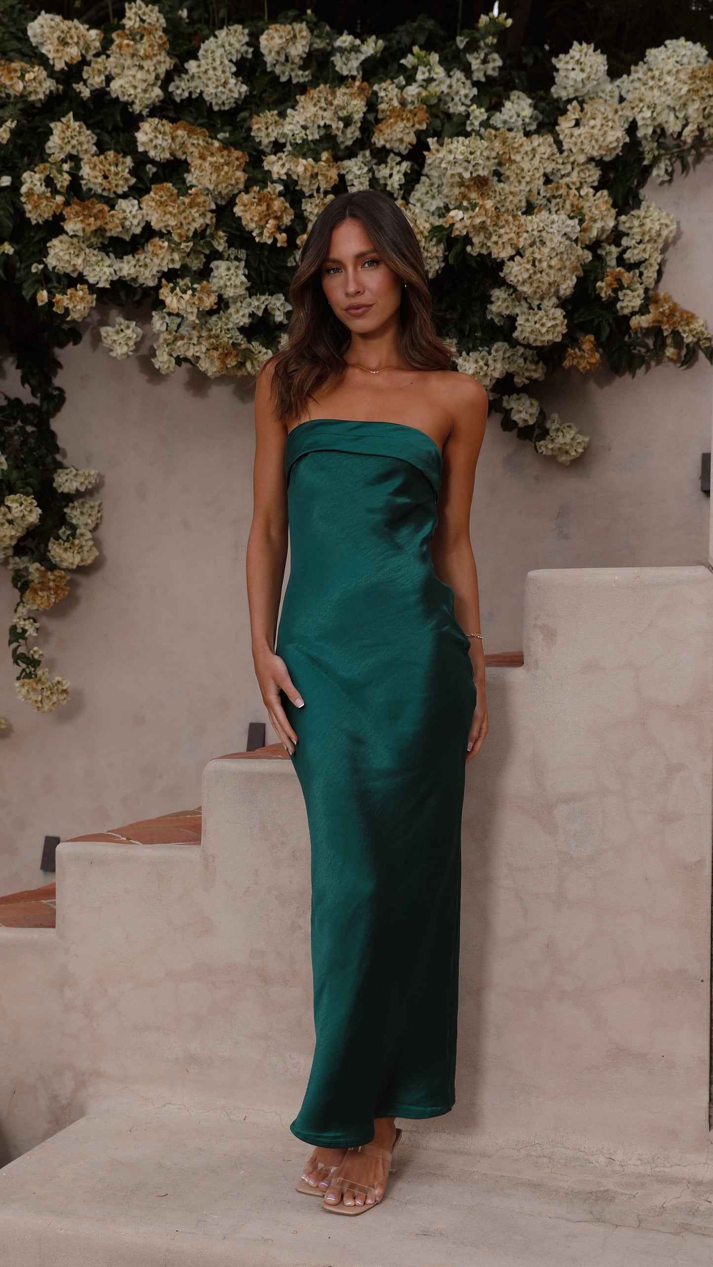 Thesa | Vestido Maxi Satinado Sin Tirantes