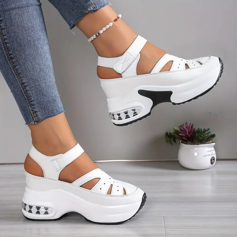 Vinara | Sandalias De Plataforma Para Mujer Con Diseño De Tiras Caladas