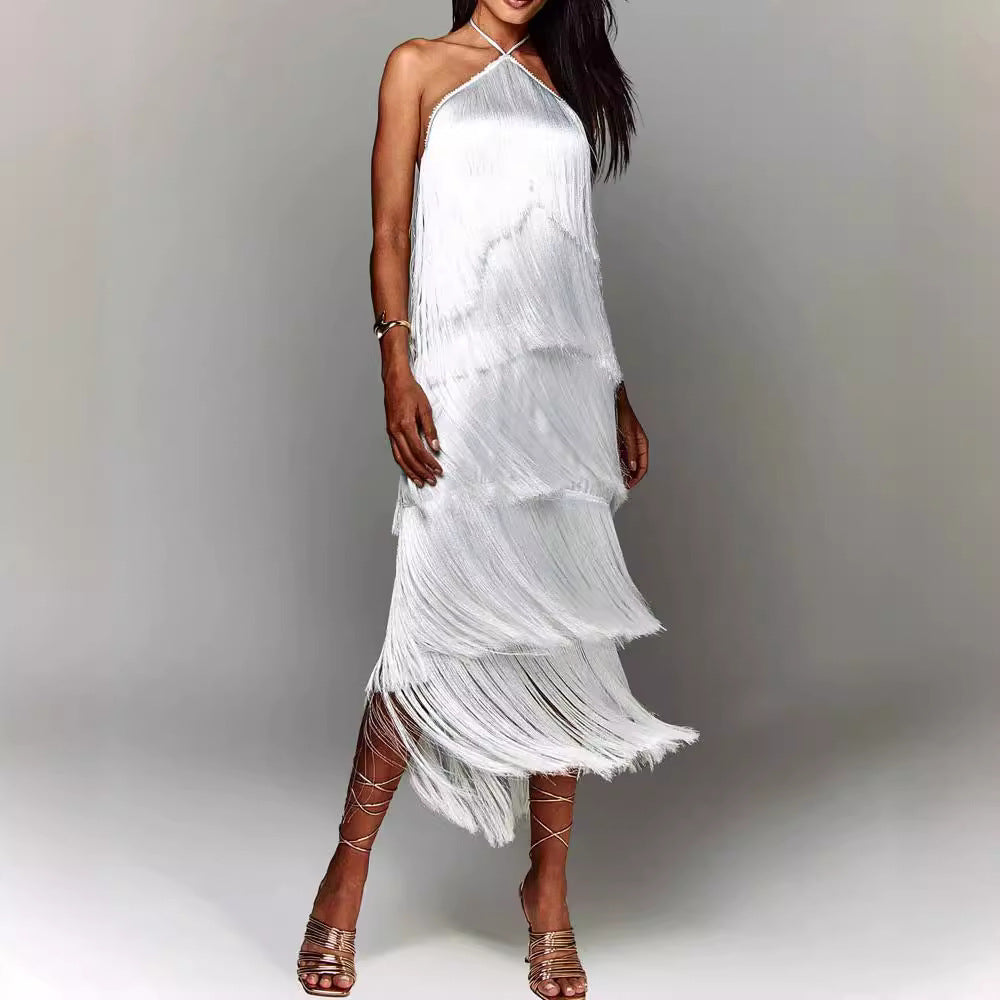 Eva | Vestido Largo Con Flecos Cuello Halter y Corte en Capas