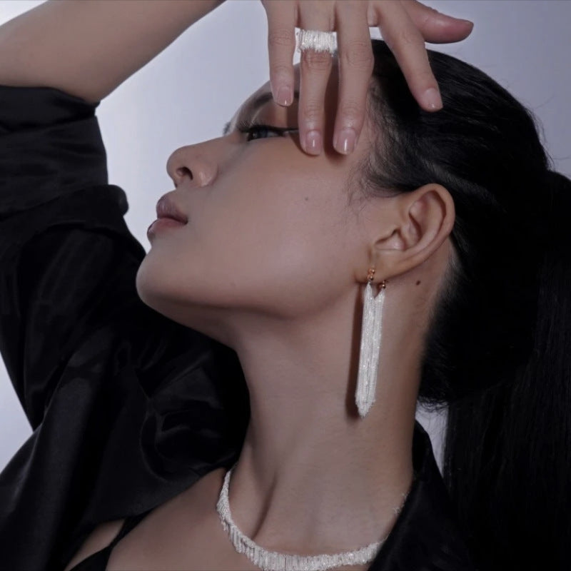 Imalken | Conjunto de Pendientes y Collar con Borlas Texturizadas