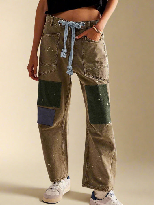 Felixa | Vaqueros de Corte ancho con Cordón y Diseño de Retazos