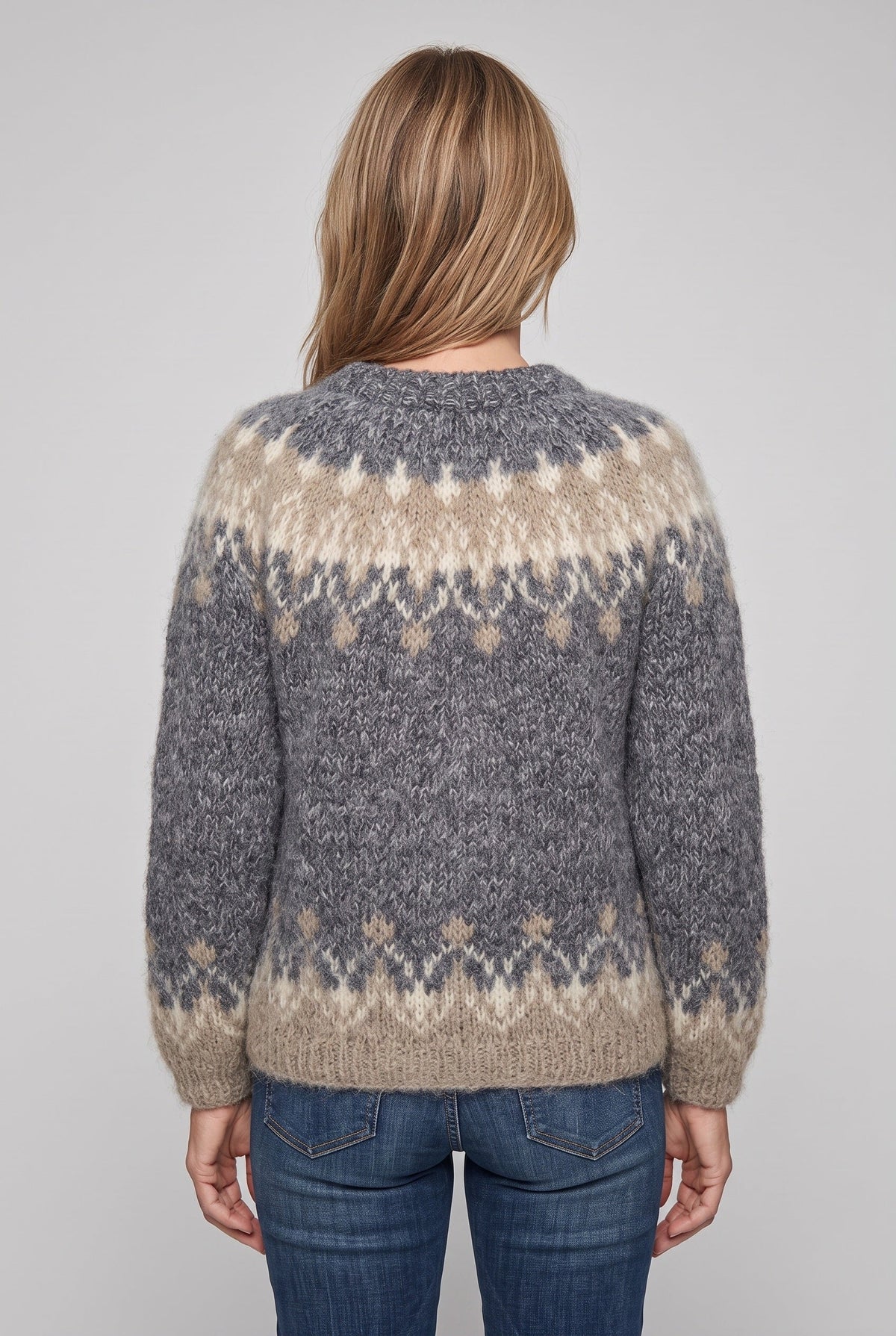 Alisha | Suéter con patrón Fair Isle y ribete