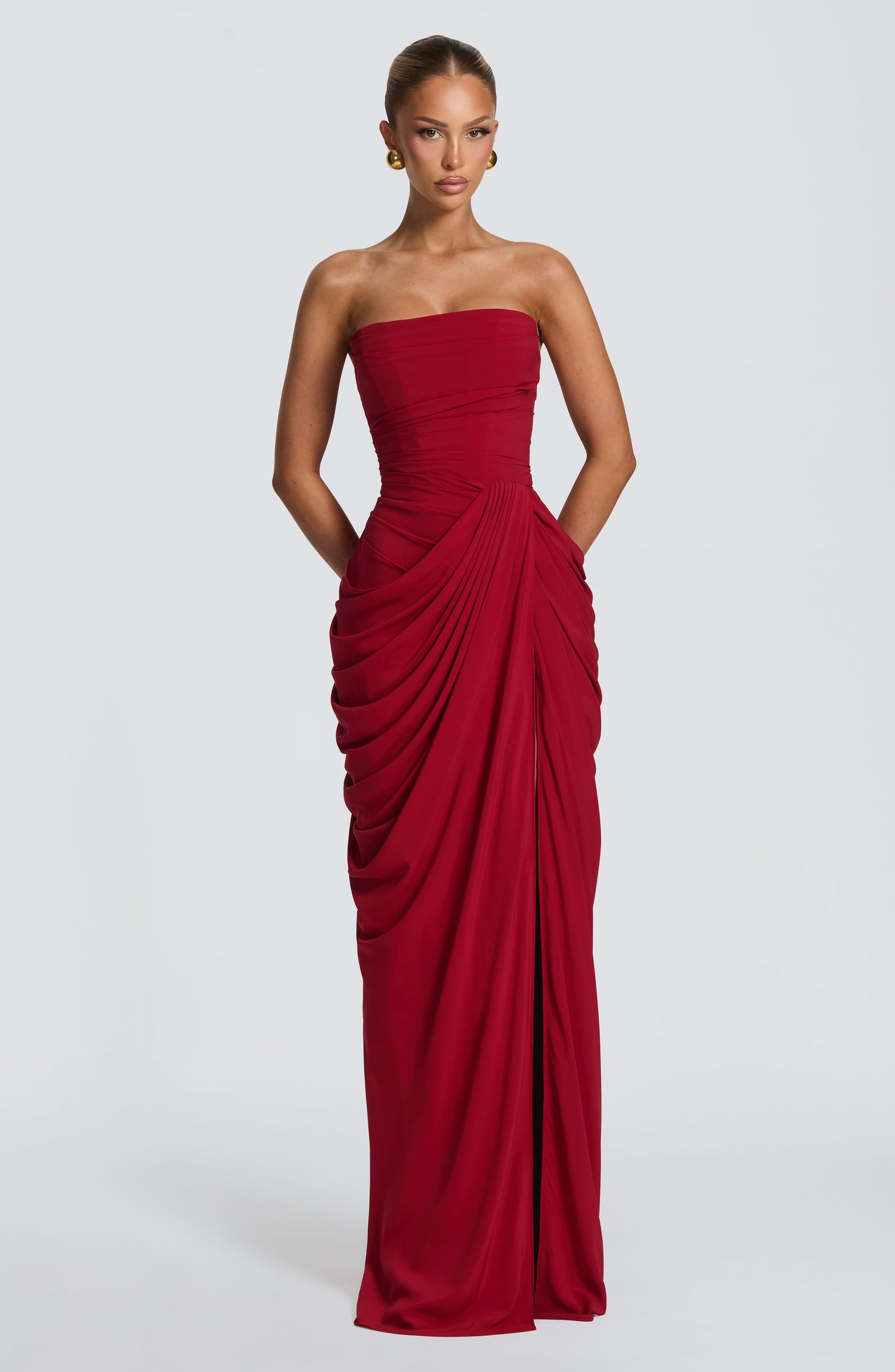 Narja | Vestido Largo Sin Tirantes Con Fruncidos y Abertura