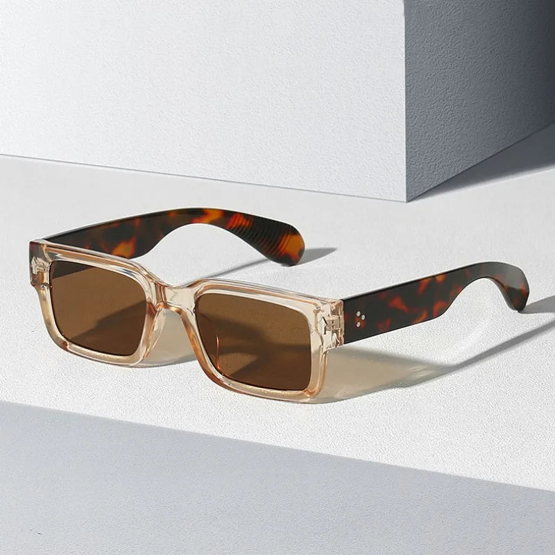 RetroLens - Gafas de sol unisex con Montura Cuadrada y Cristales Tintados en Verde
