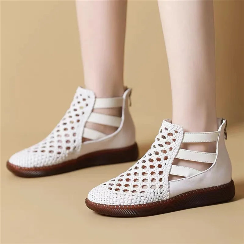 Leolia | Botines Planos Con Aberturas Tejidas