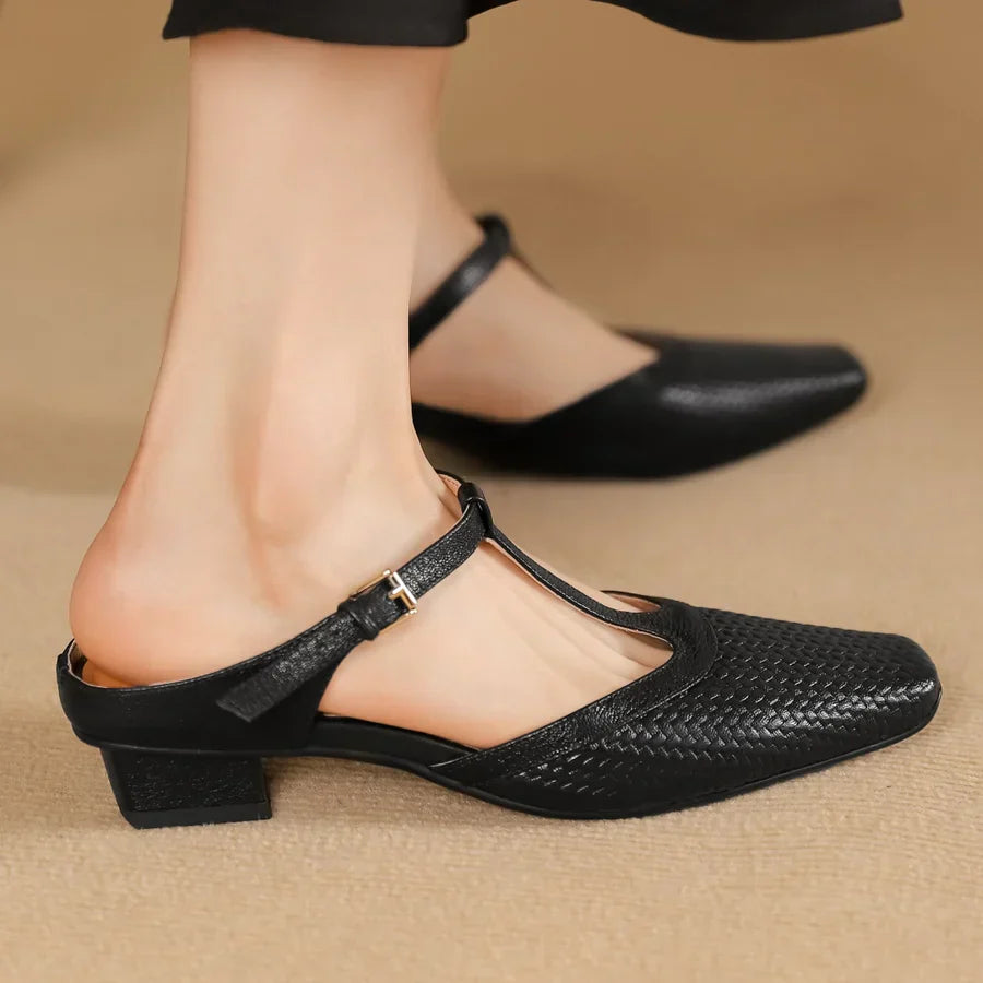 Birte | Zapatos De Tacón Bajo Con Correa en T Y Diseño Trenzado