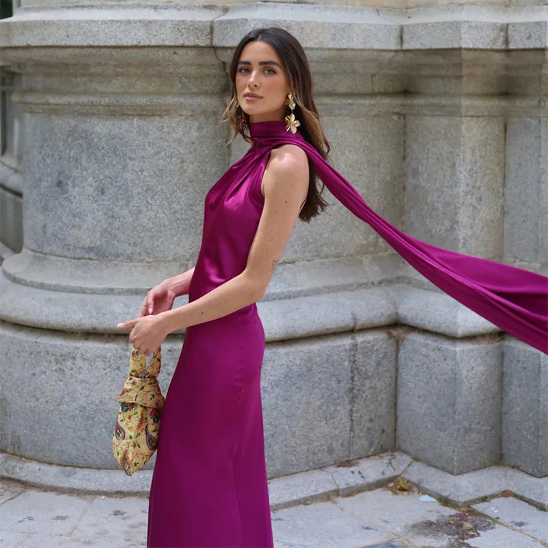 Lucila - Vestido Largo Drapeado Con Cuello Halter