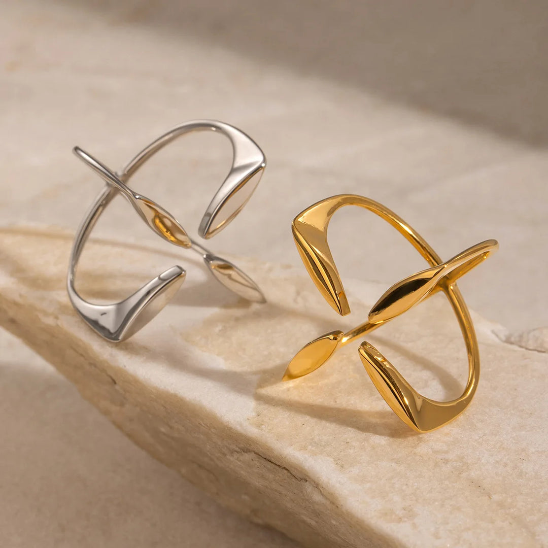 Gerti  | Anillo llamativo con Diseño de Hoja Abierta