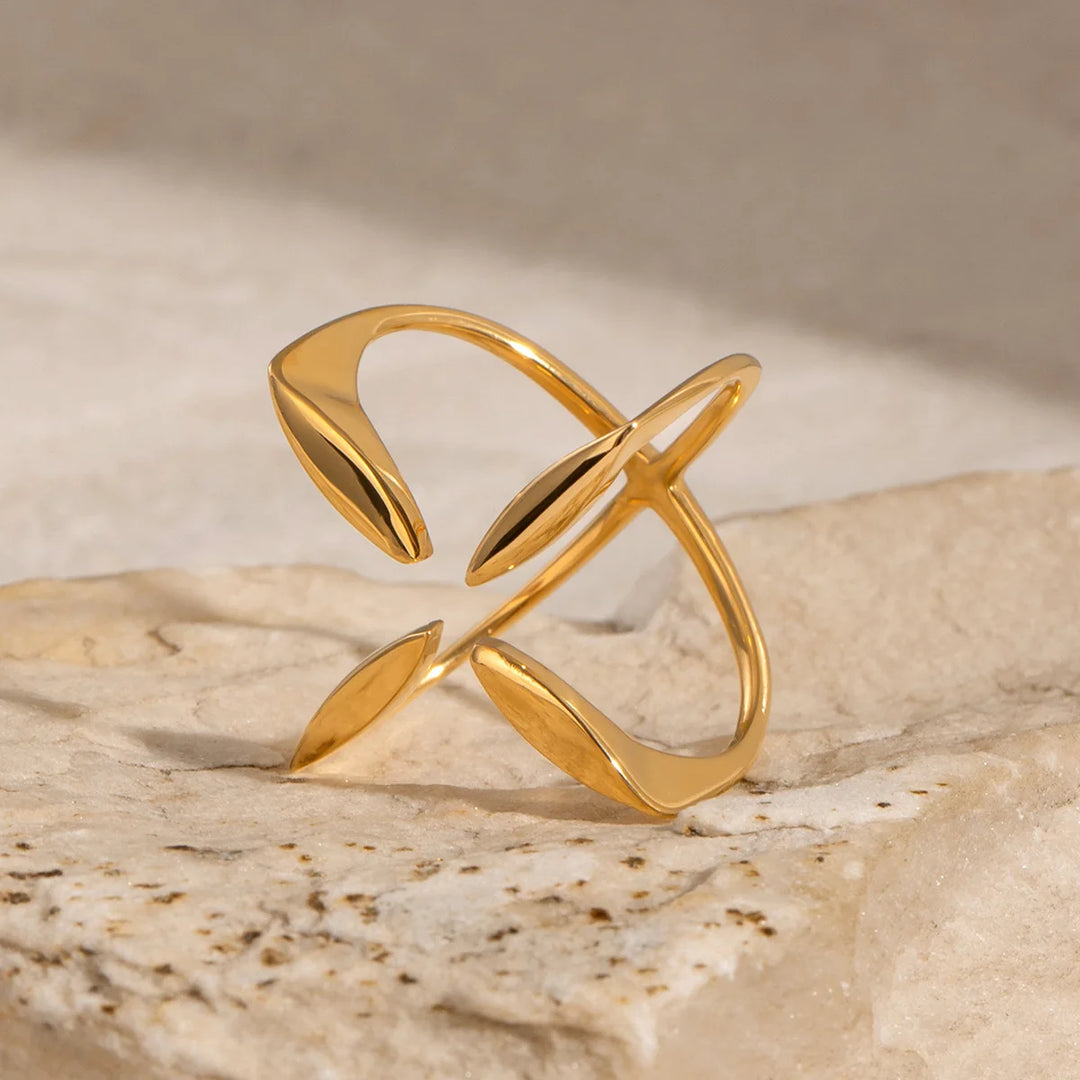 Gerti  | Anillo llamativo con Diseño de Hoja Abierta