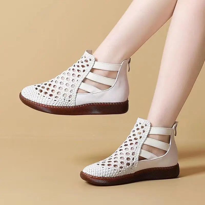 Leolia | Botines Planos Con Aberturas Tejidas