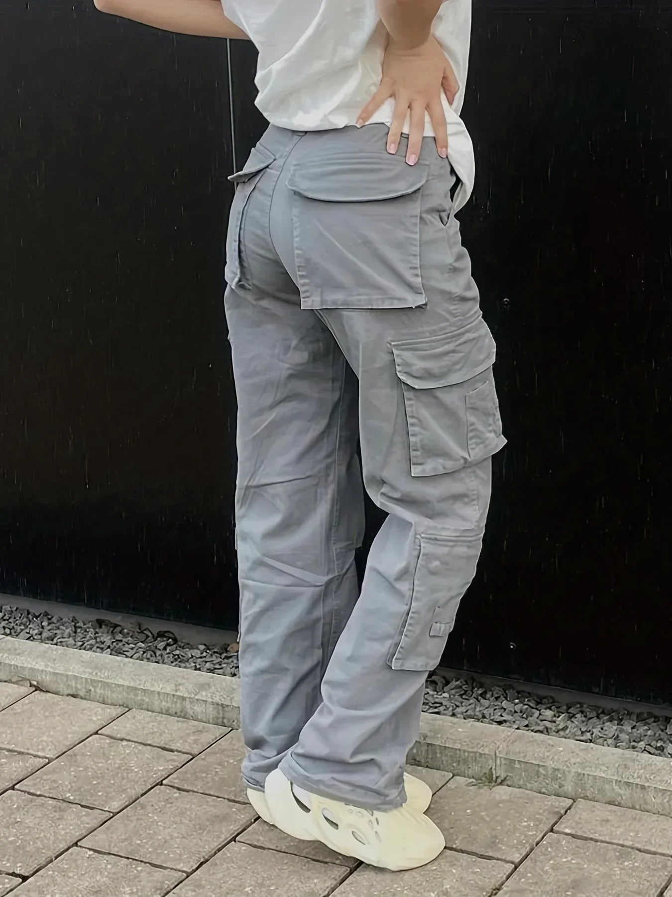 Freena | Pantalones Cargo con Bolsillos Utilitarios