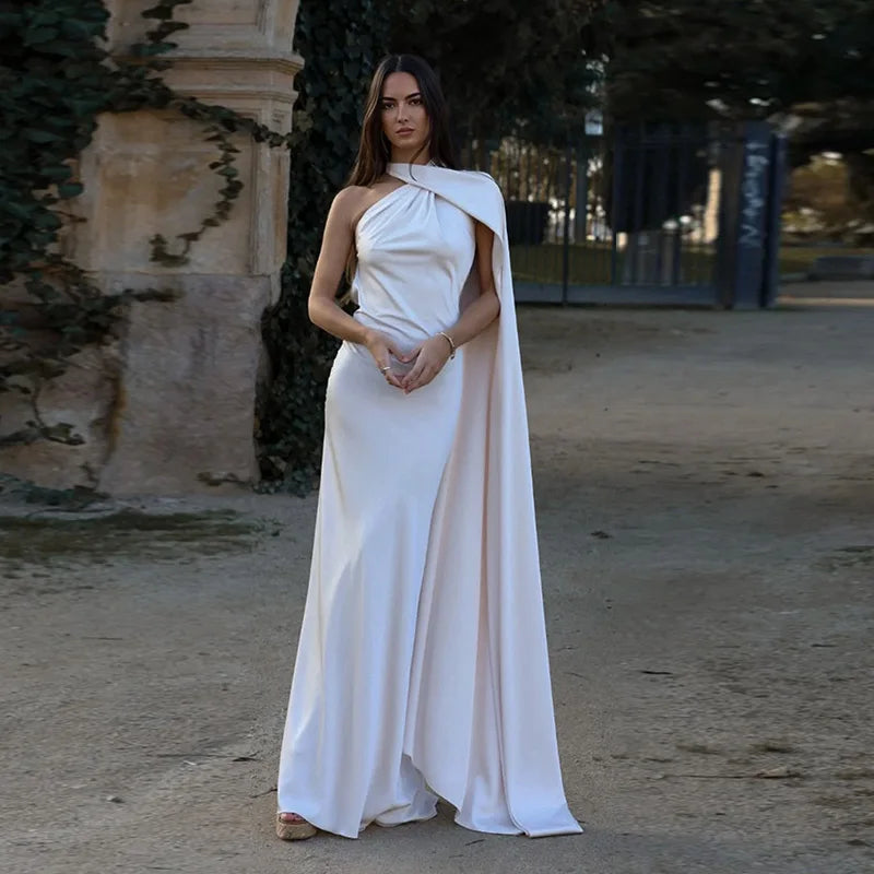 Lucila - Vestido Largo Drapeado Con Cuello Halter