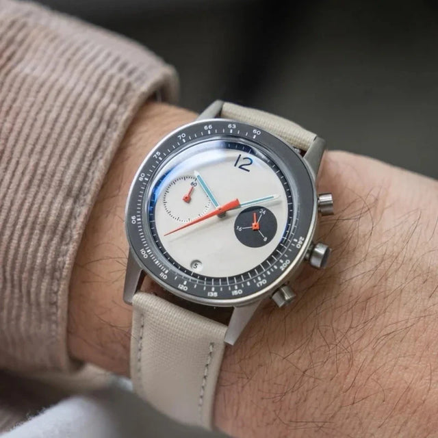 Ertan | Reloj Cronógrafo Minimalista con Esfera y Correa