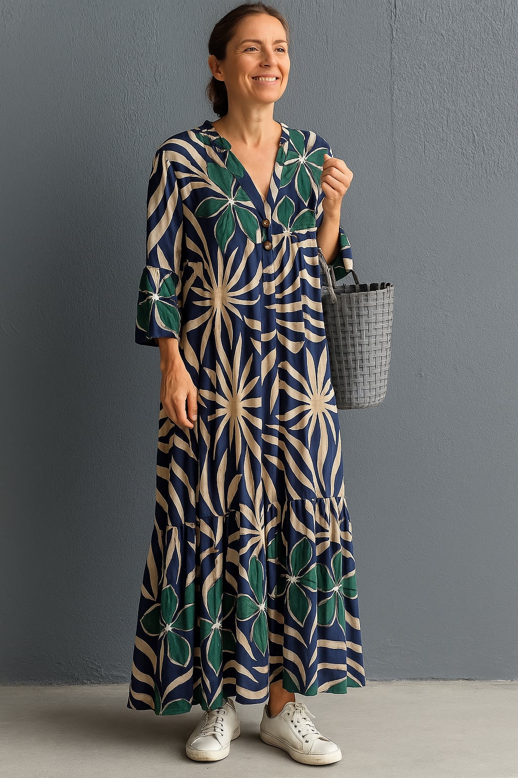 Solveig | Vestido Largo con Volantes y Cuello en V con Estampado Floral