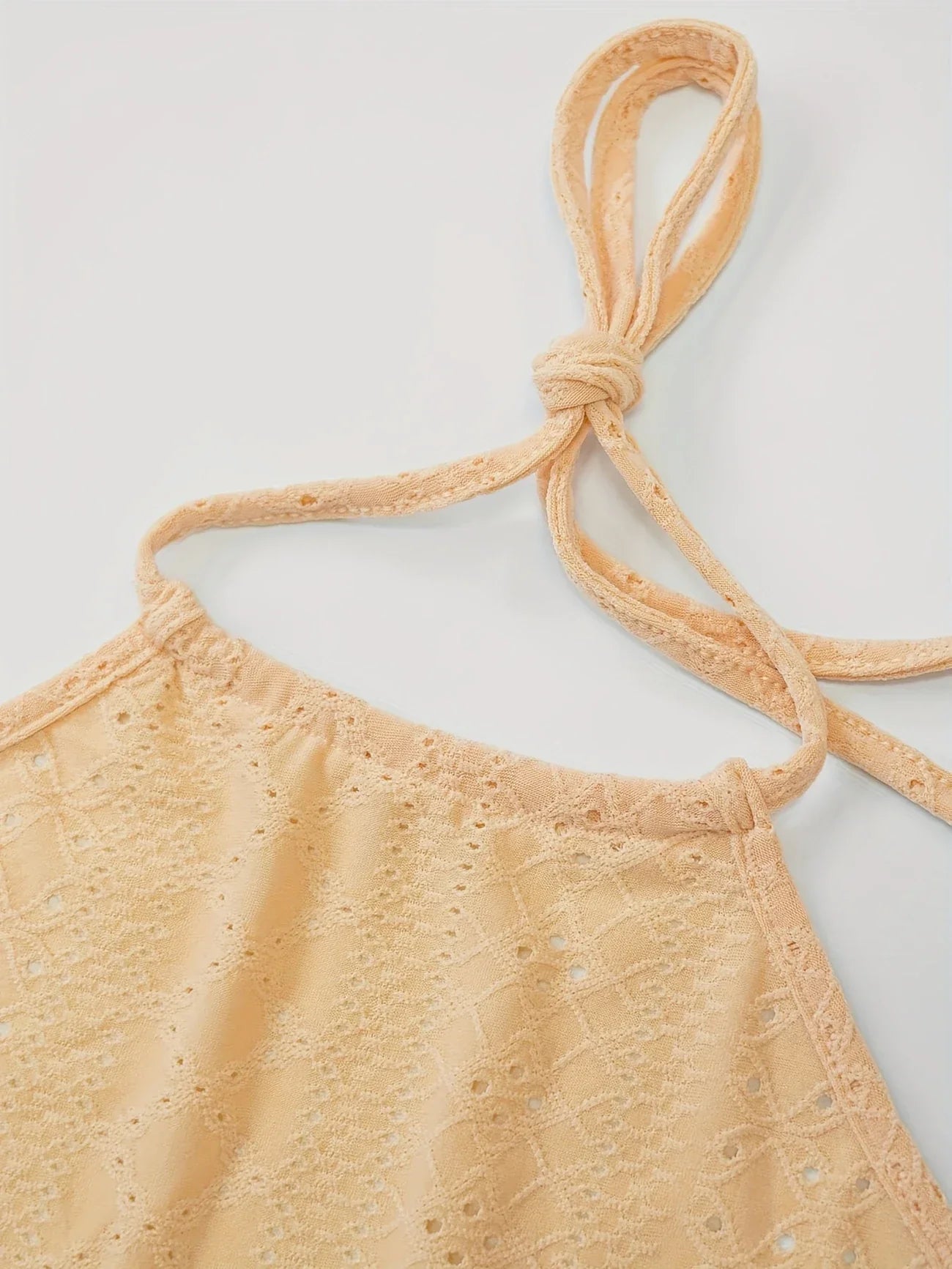 Despina | Conjunto De Top Con Cuello Halter Y Pantalones Cortos