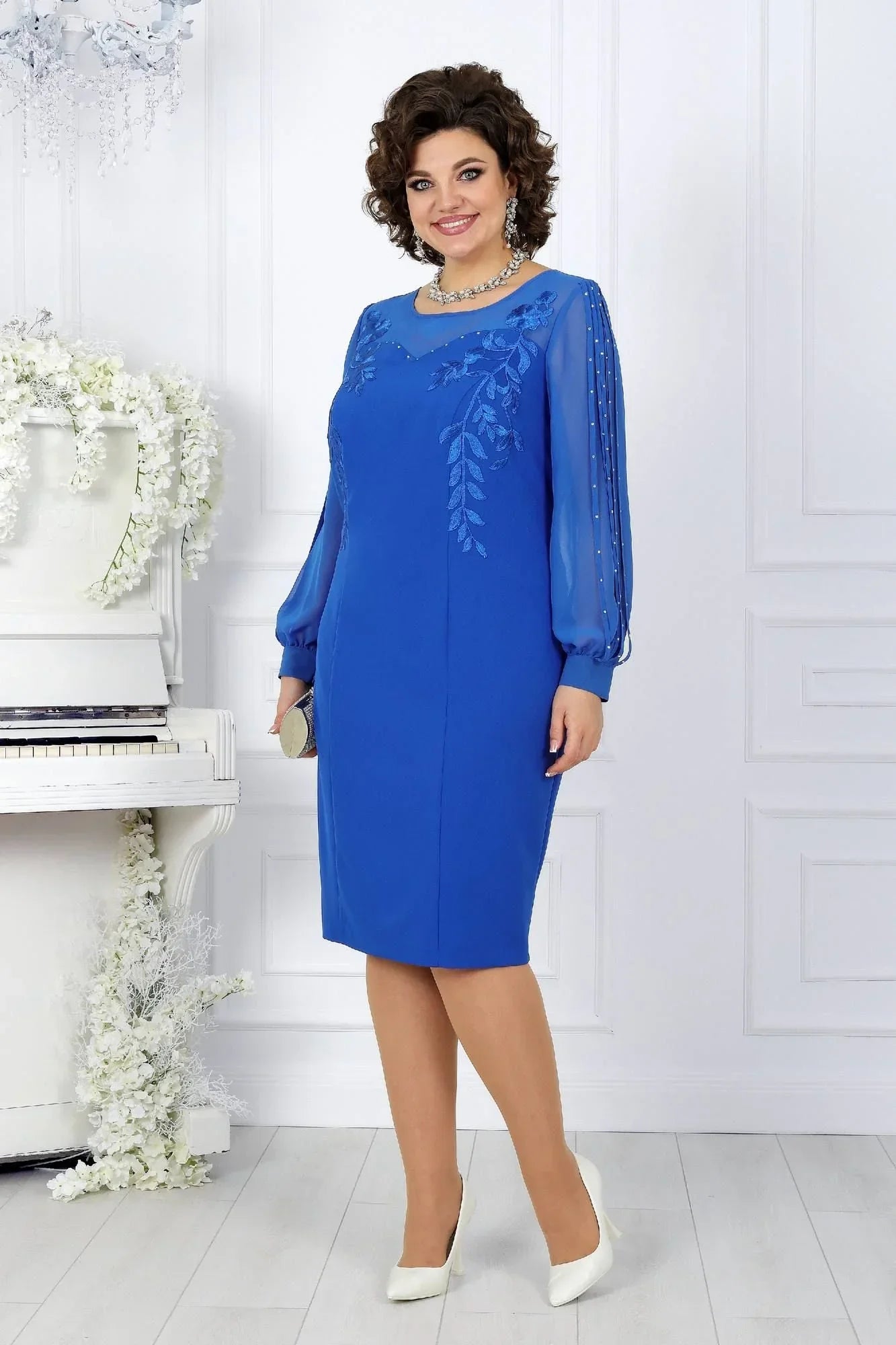 Katreen | Vestido Midi Bordado De Manga Larga