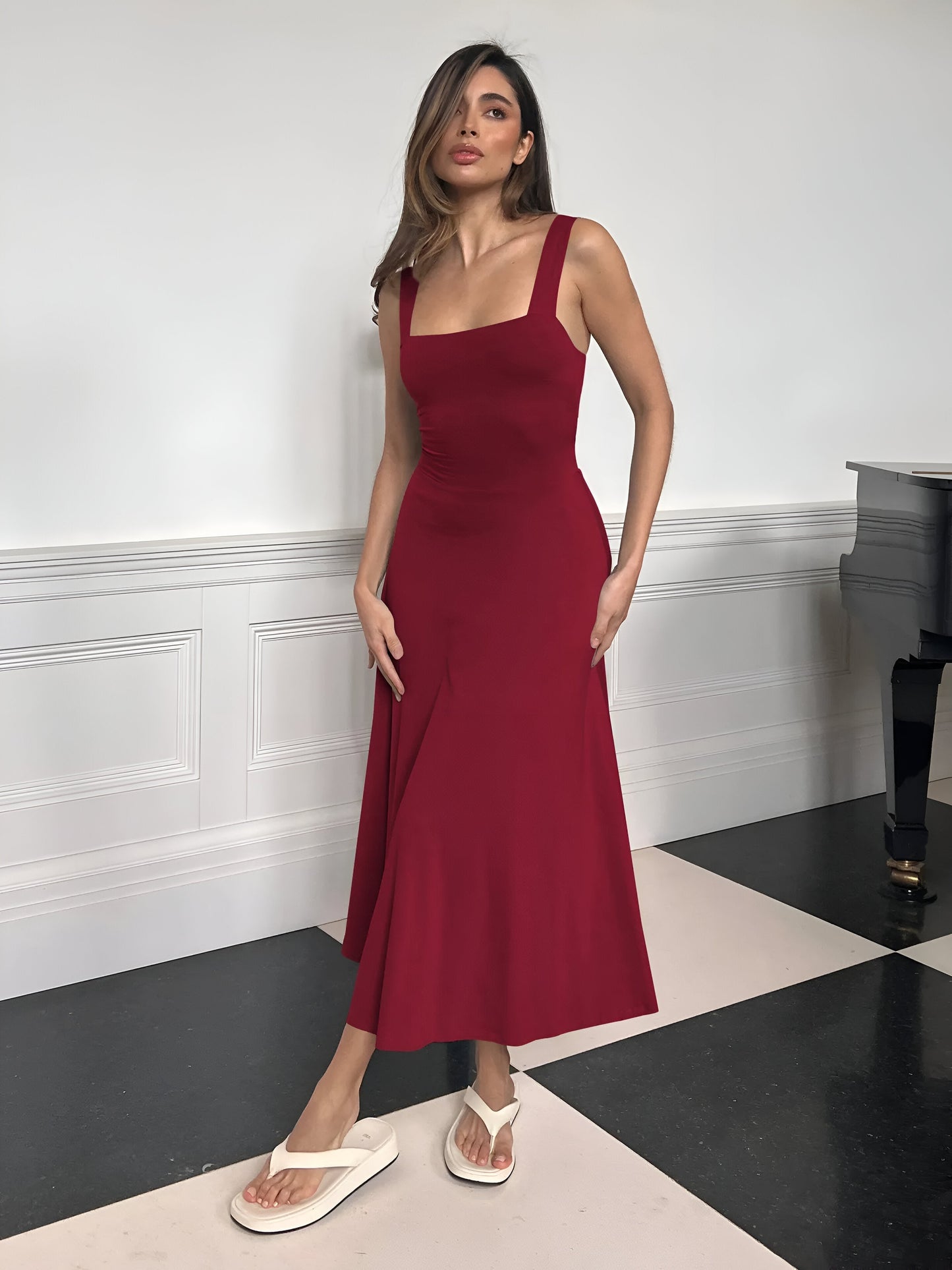 Jasmini | Vestido Midi Con Cuello Cuadrado Y Silueta en a